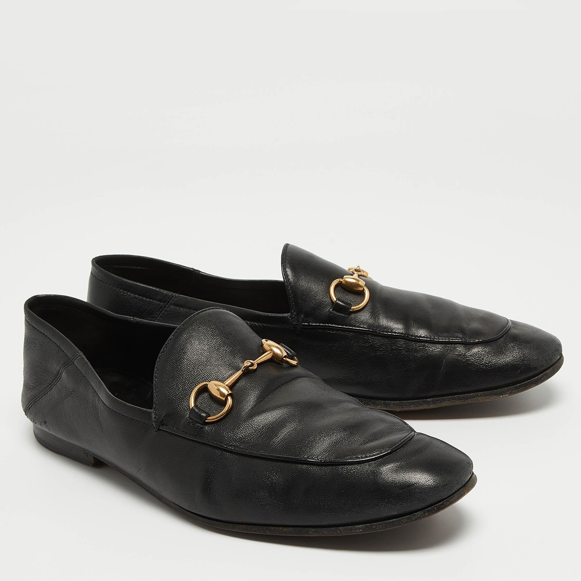 Gucci Jordaan Mocassins en cuir noir Taille 42.5 État moyen - En vente à Dubai, Al Qouz 2