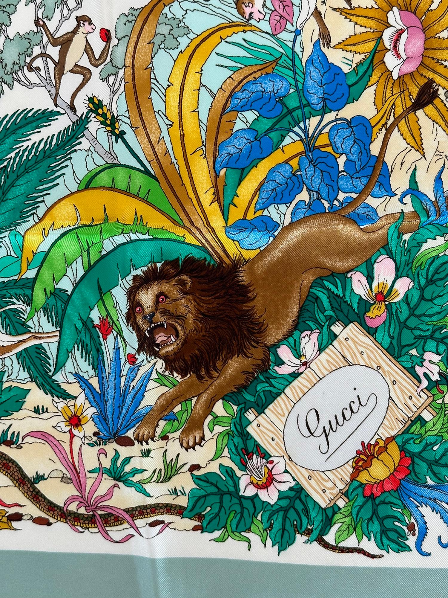 Gucci Jungle Silk Twill Scarf Designed by designed by Vittorio Accornero 1970s In Good Condition In West Palm Beach, FL