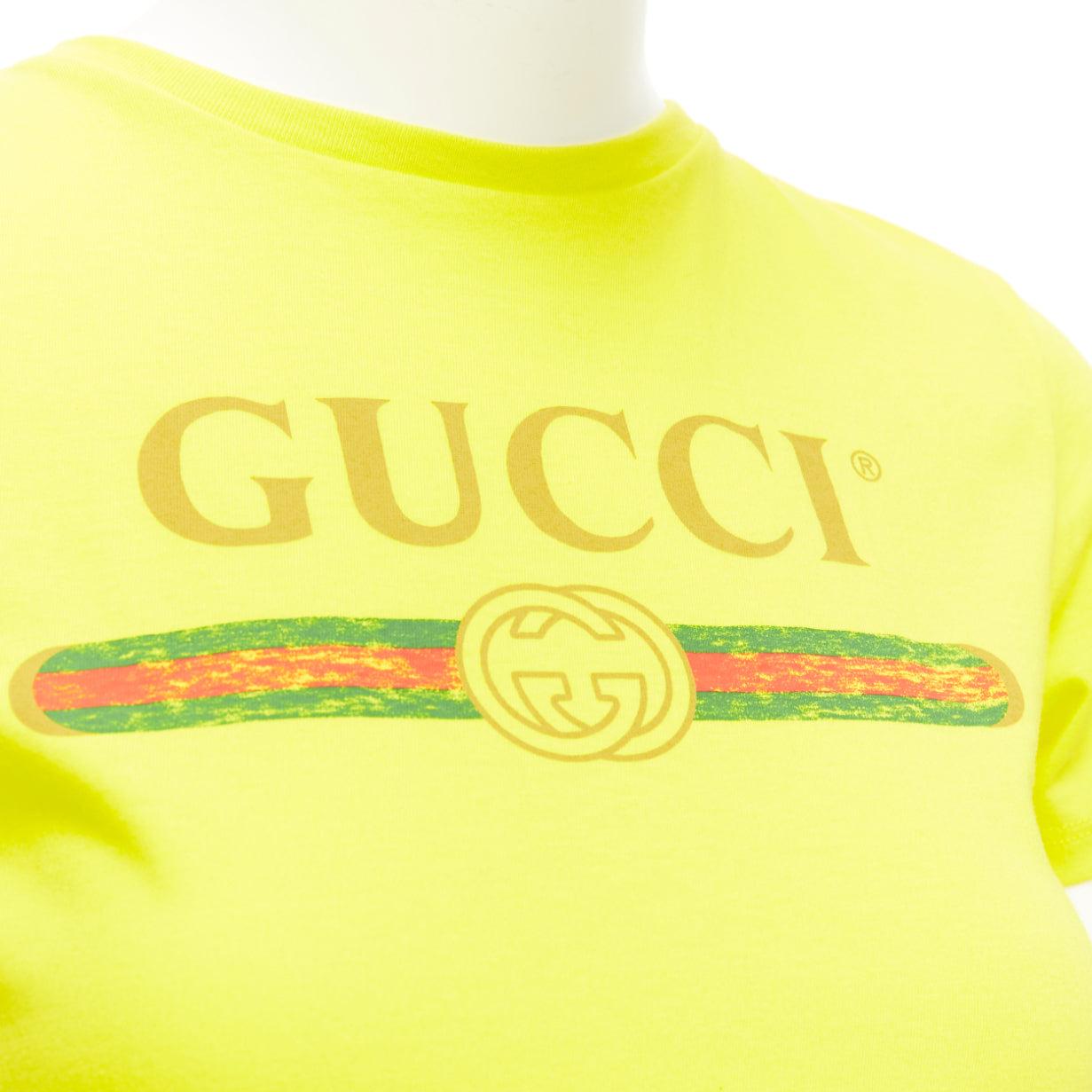 GUCCI KIDS bright yellow vintage logo crew neck tshirt 10Y XS
Reference: AAWC/A00759
Brand: Gucci
Designer: Alessandro Michele
Collection: Kidwear
Material: Cotton
Color: Yellow
Pattern: Solid
Closure: Slip On
Made in: Italy

CONDITION:
Condition: