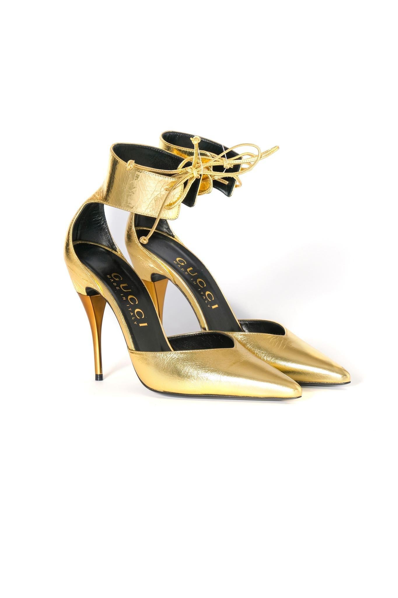 Women's Gucci Kind Gold Metallic Leather Priscilla Heels EU 38.5 For Sale