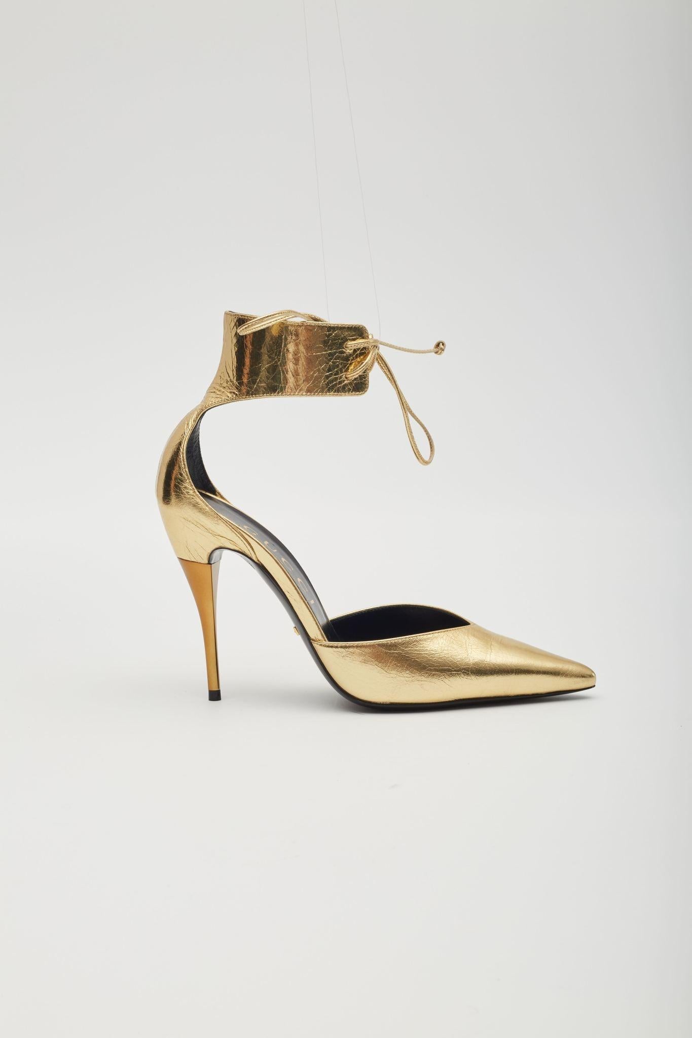 Gucci Kind Gold Metallic Leather Priscilla Heels EU 38.5 For Sale 1