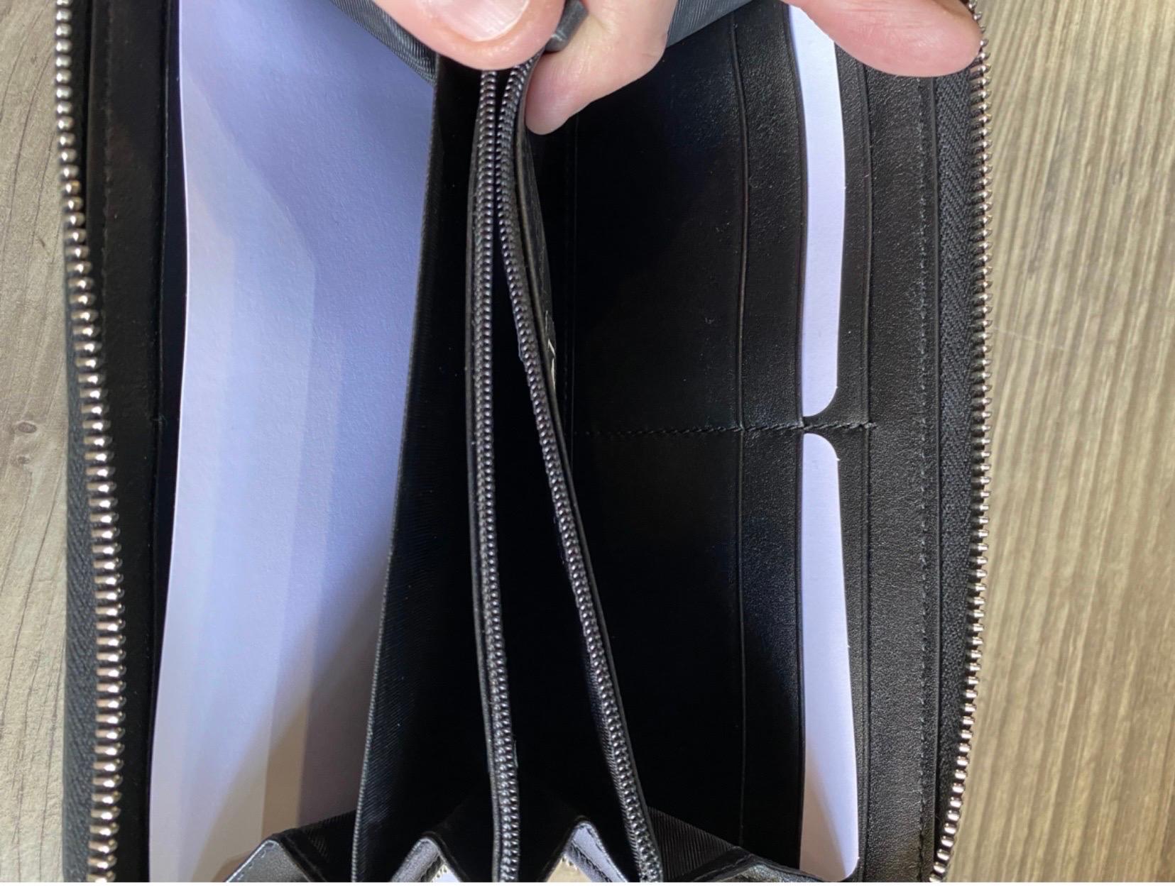 Gucci LA Dämpfer Patch schwarzes Wallet im Zustand „Neu“ im Angebot in Carnate, IT