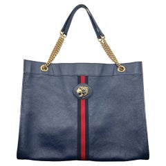 Große marineblaue Rajah Kette-Tasche mit Beutel von Gucci