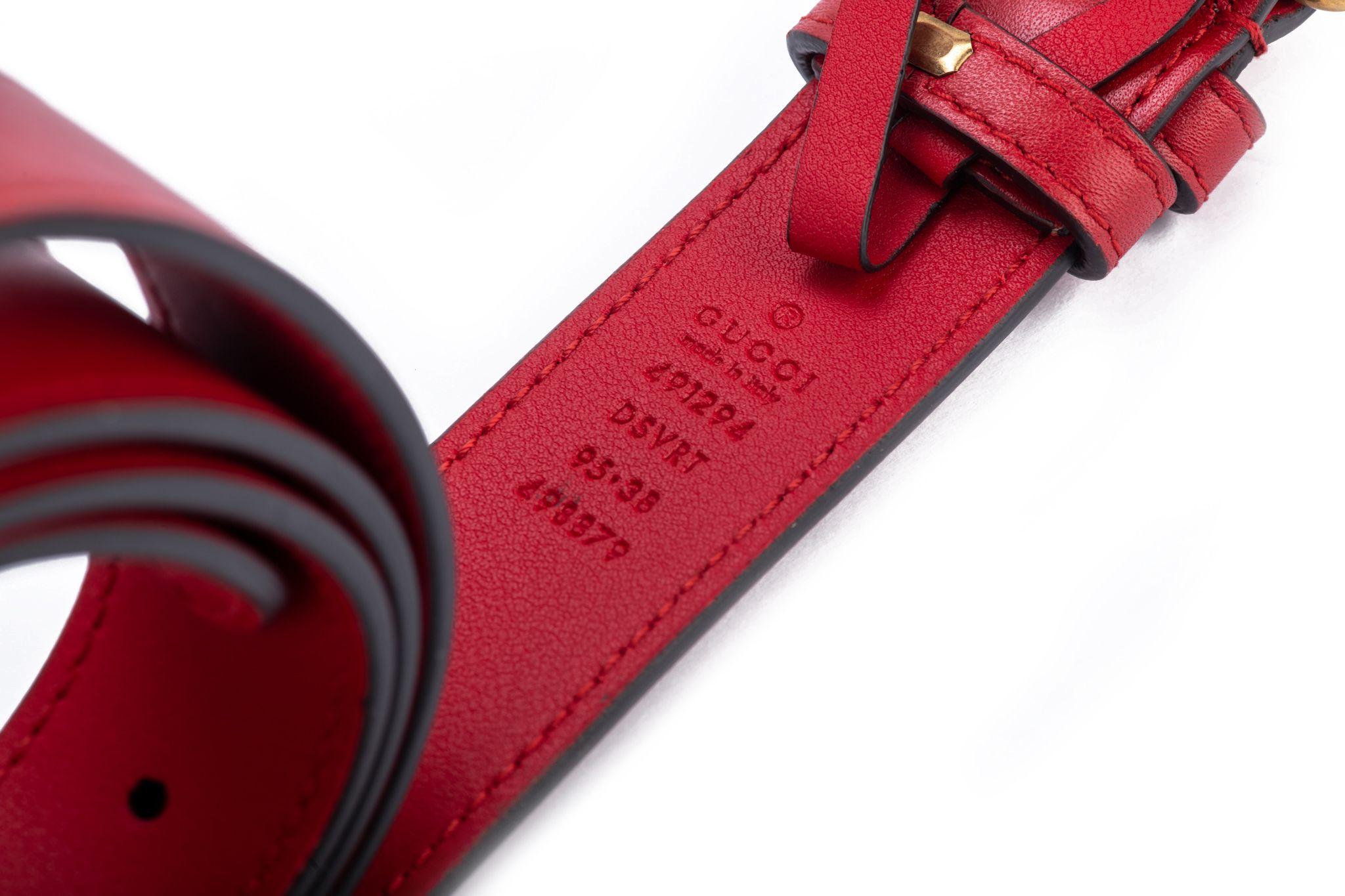 Gucci Large Red Leather Fanny Pack Logo For Sale 4