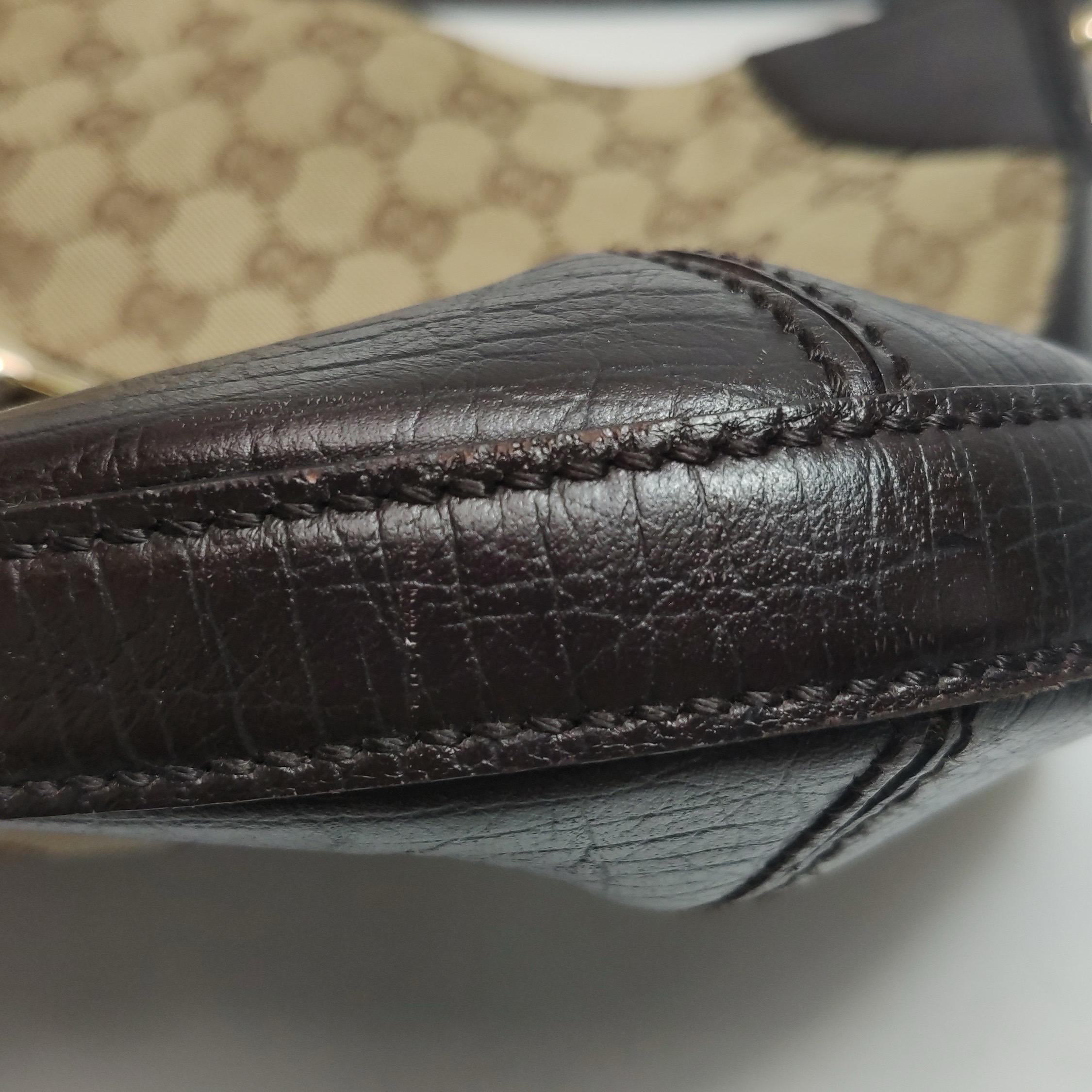 Bolso de hombro grande vintage marrón con monograma y herradura lateral de cuero de Gucci en venta 8