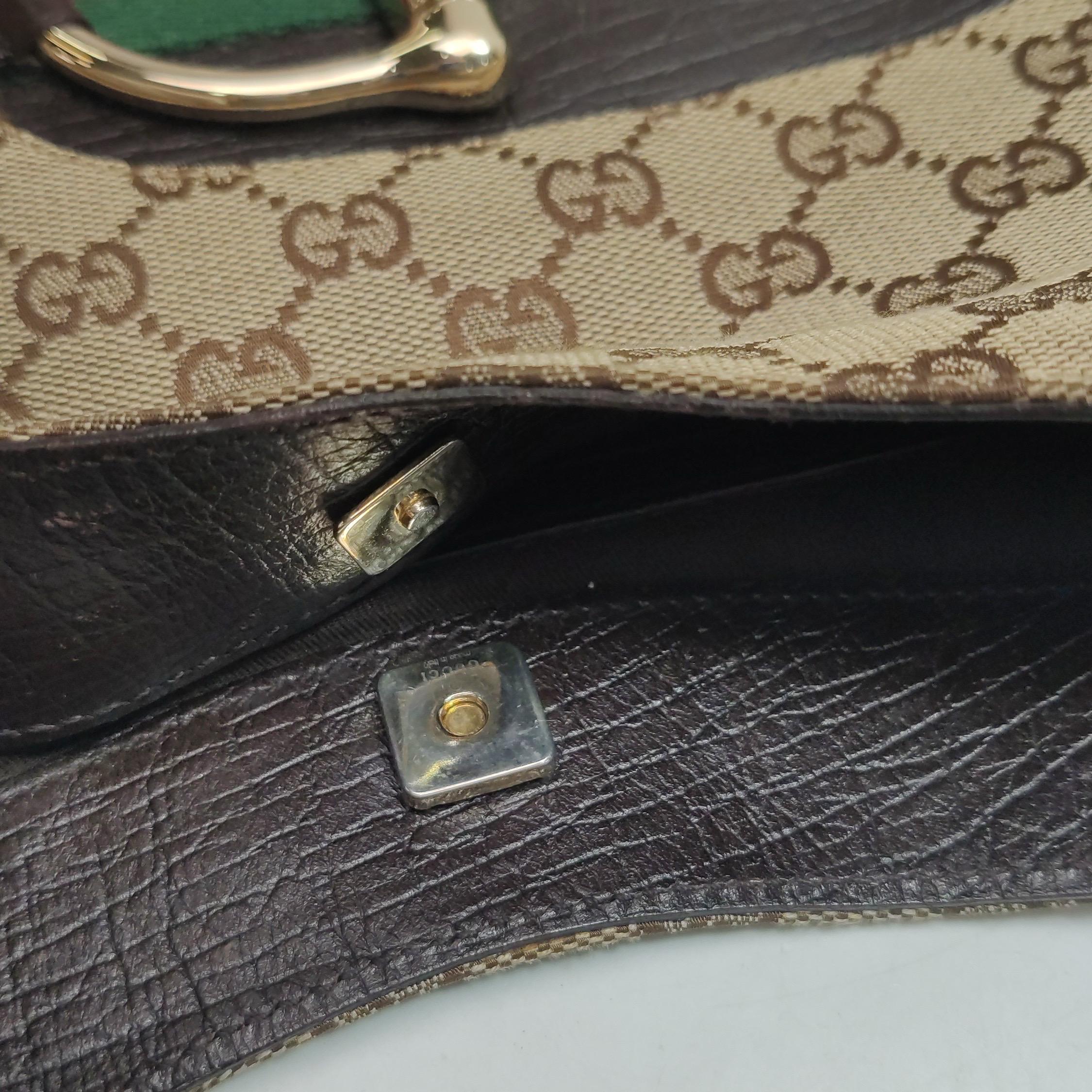Bolso de hombro grande vintage marrón con monograma y herradura lateral de cuero de Gucci en venta 10