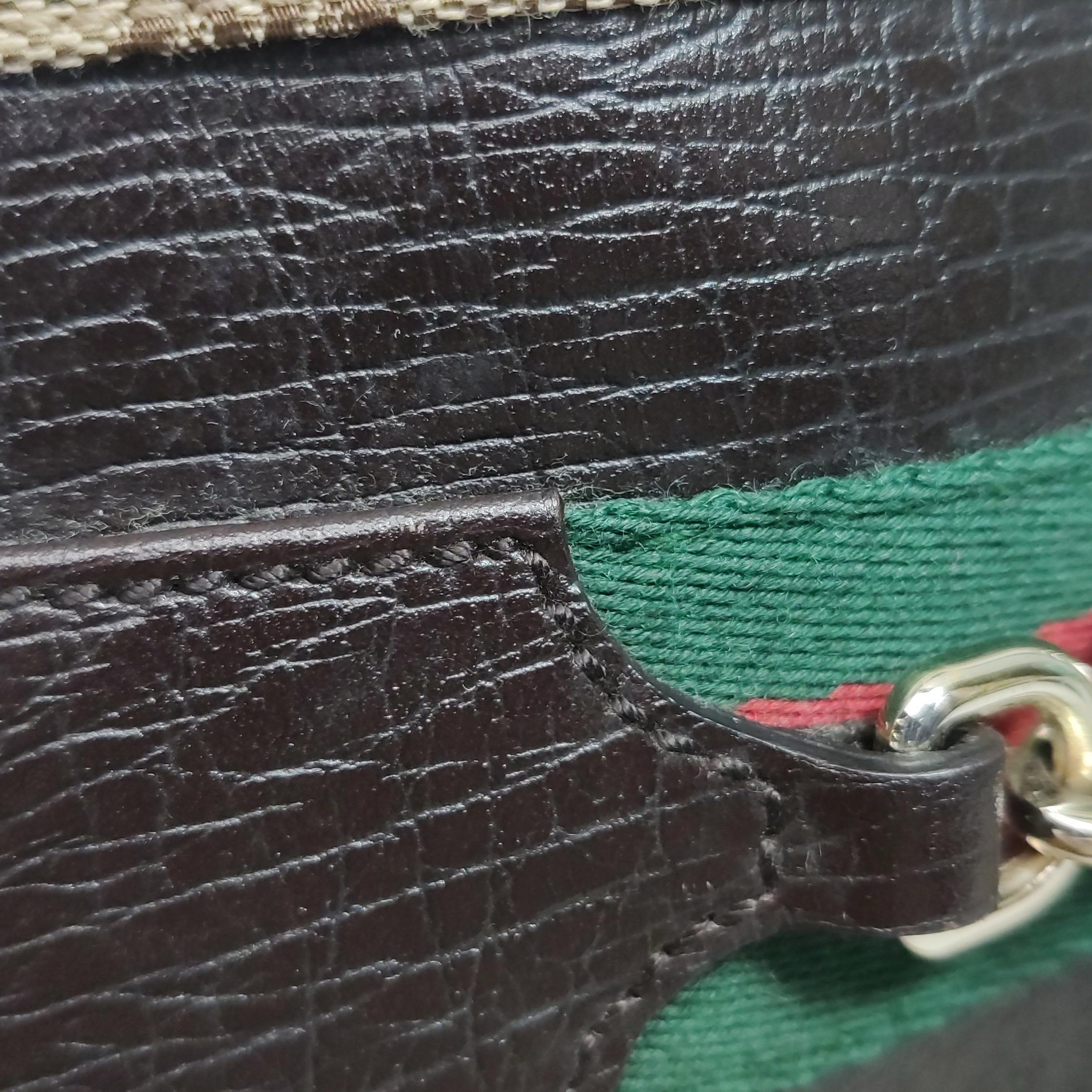 Bolso de hombro grande vintage marrón con monograma y herradura lateral de cuero de Gucci en venta 12