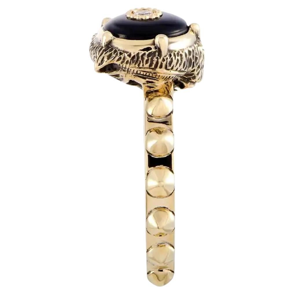 Gucci Le Marche des Merveilles Ring 
Material 18K Yellow Gold
Ring Size 6.5 
Ring with Black Onyx and Diamonds
Black Onyx 1.07ct 
Diamonds 0.05ct
Gender Women
Condition New, never worn 

