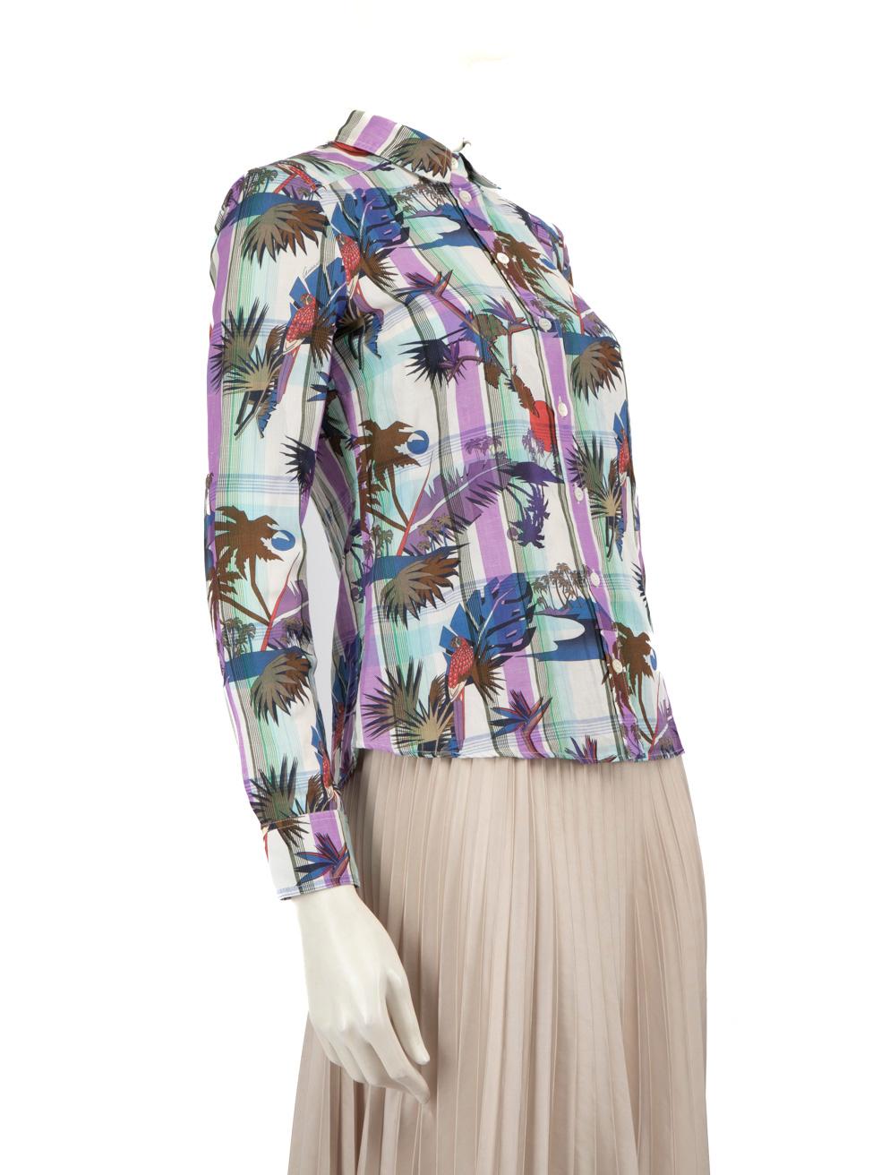 CONDITION is Very Good. Hardly any visible wear to shirt is evident on this used Gucci designer resale item.
  
  Details
  
  
  Multicolour 
  
  Cotton 
  
  Shirt 
  
  Long sleeves 
  
  Check pattern 
  
  Leaf print 
  
  Button sleeve cuffs