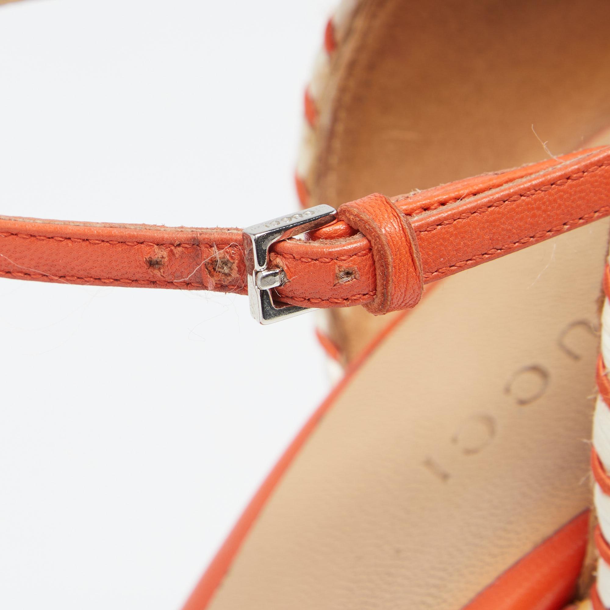 Gucci Leather And Raffia Woven Tiffany Espadrille Wedge Sandals Size 38.5 In Good Condition In Dubai, Al Qouz 2