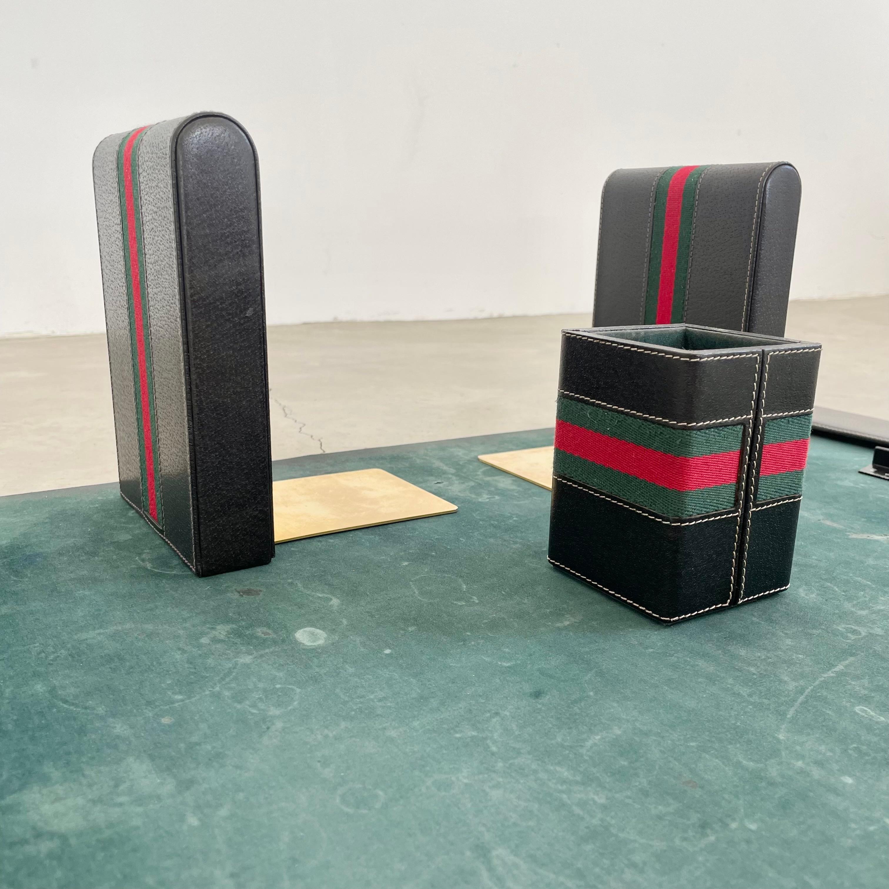 Schreibtisch-Set aus Leder und Samt von Gucci, Italien, 1980er Jahre im Angebot 3