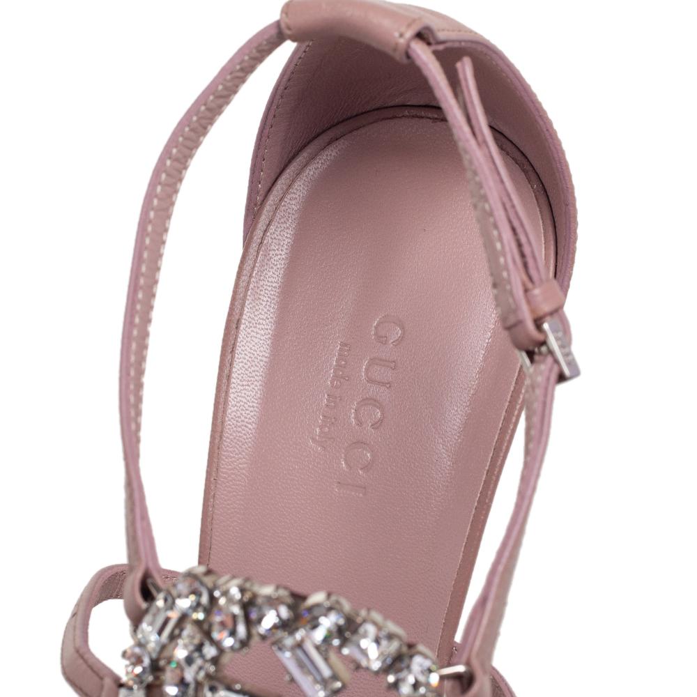Gucci Leather Crystal Embellished GG Interlocking Ankle Strap Sandals Size 38.5 In Good Condition In Dubai, Al Qouz 2