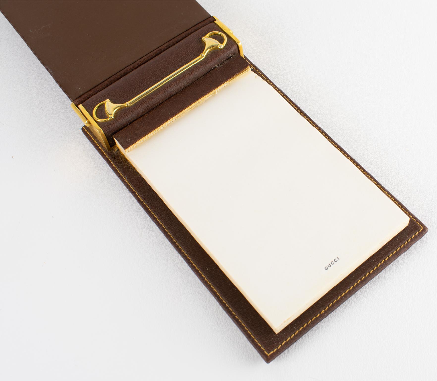 Gucci Schreibtisch-Notizblock aus Leder mit Pferdemotiv, um 1970 (Italienisch) im Angebot