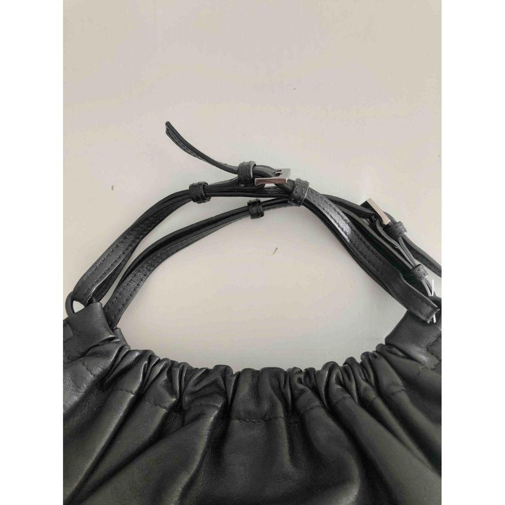 Women's Gucci Leather Handbag in Black
