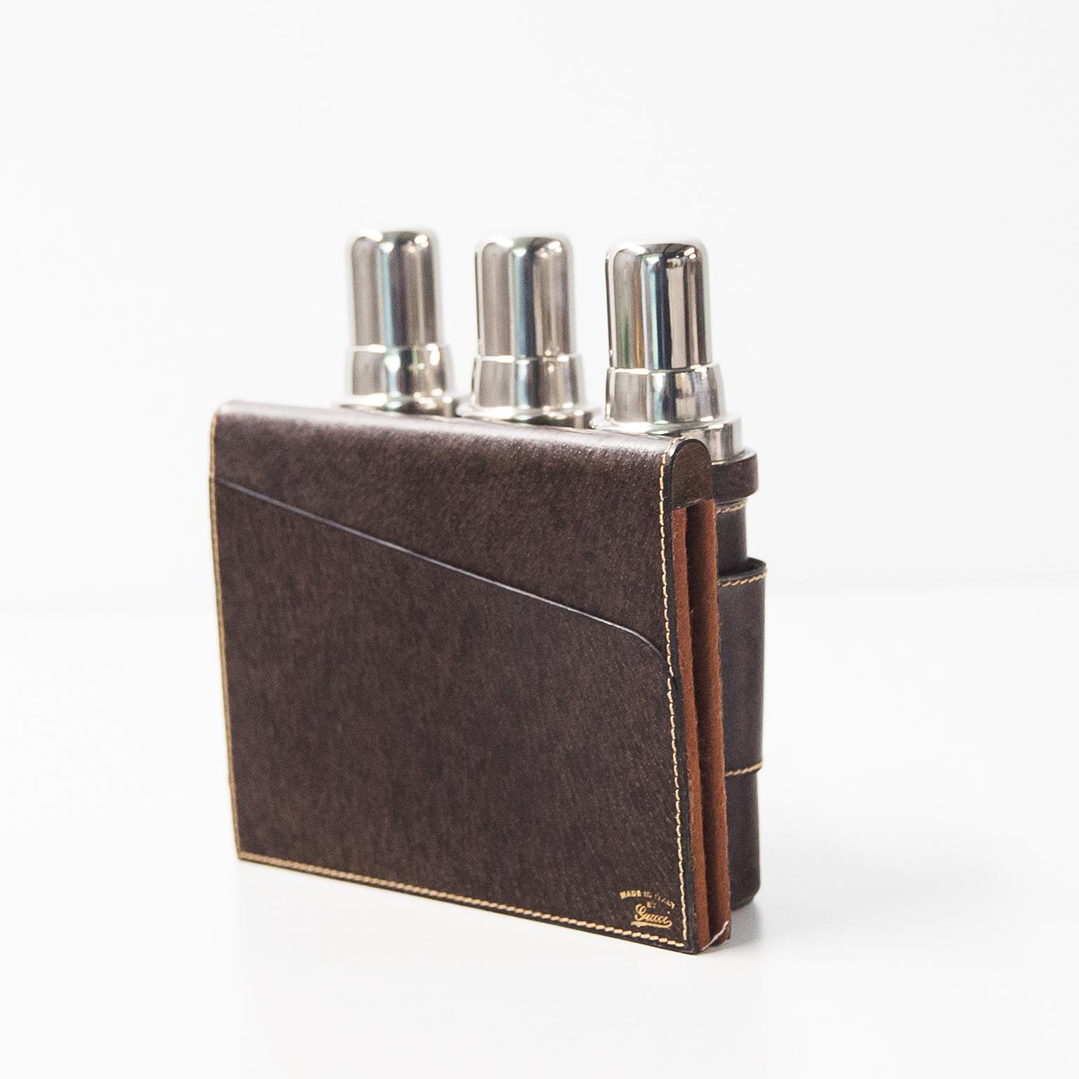 Gucci Leder Hip Flask Parfümflaschen-Set 1970er Jahre im Zustand „Gut“ im Angebot in Munich, DE