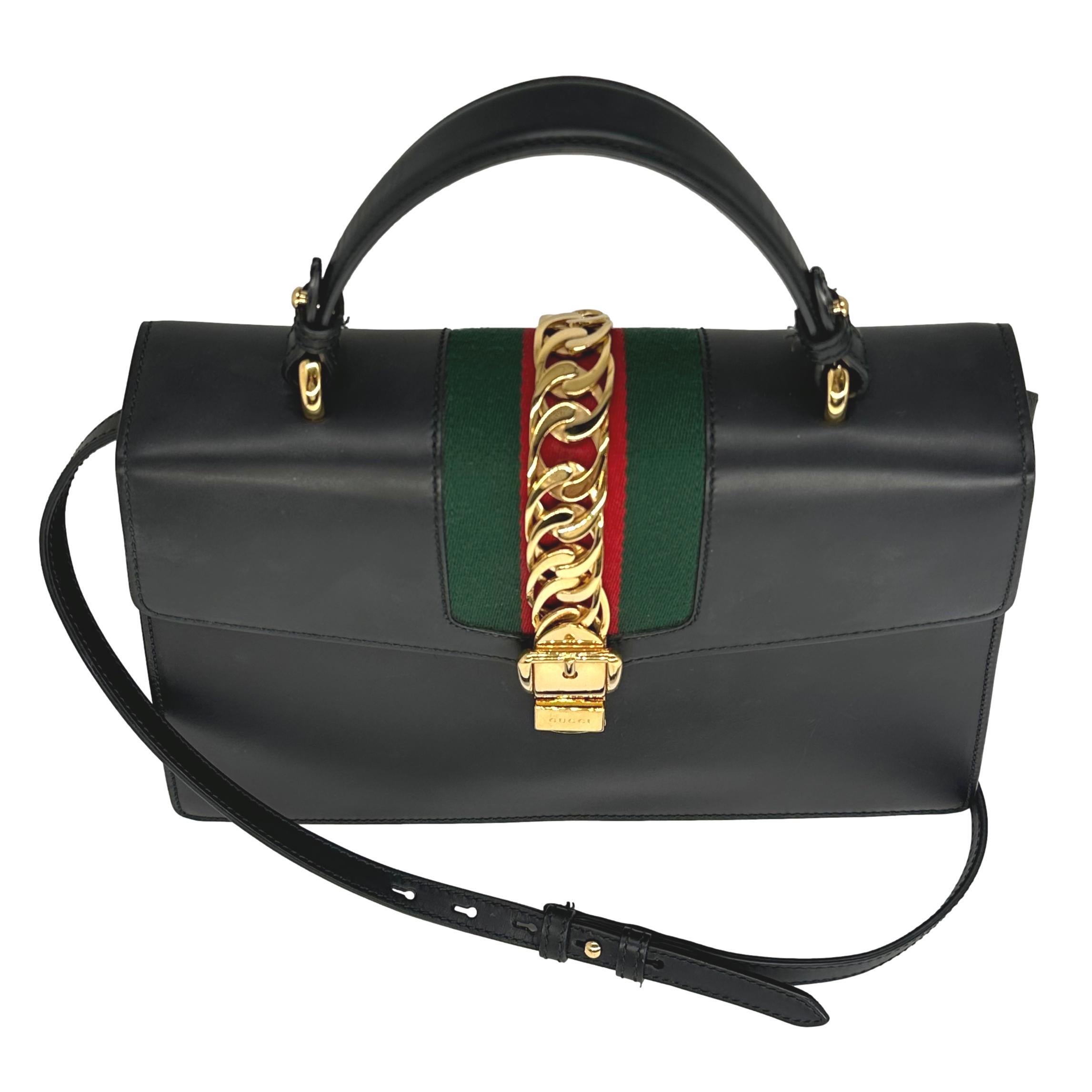 Women's or Men's Gucci Leather Medium Sylvie Web Chain Belt Lock Top Handle Crossbody Bag, 2018. For Sale