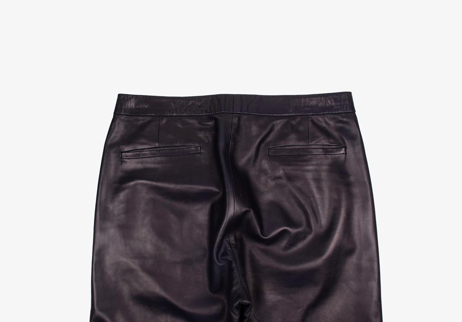 Gucci Lederhose mit weitem Bein und lila Hose in Violett Größe 48-M/L im Zustand „Gut“ in Kaunas, LT