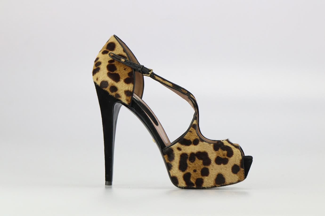 Gucci Leopard Print Calf Hair And Suede Platform Sandals. Brown and black. Buckle fastening - Side. Does not come with - dustbag or box. EU 40 (UK 7, US 10). Insole: 9.9 in. Heel height: 4.5 in. Platform: 1.3 in. Condition: Used. Very good condition