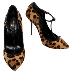 Gucci Leopard Print Calf Hair Beverly Pumps