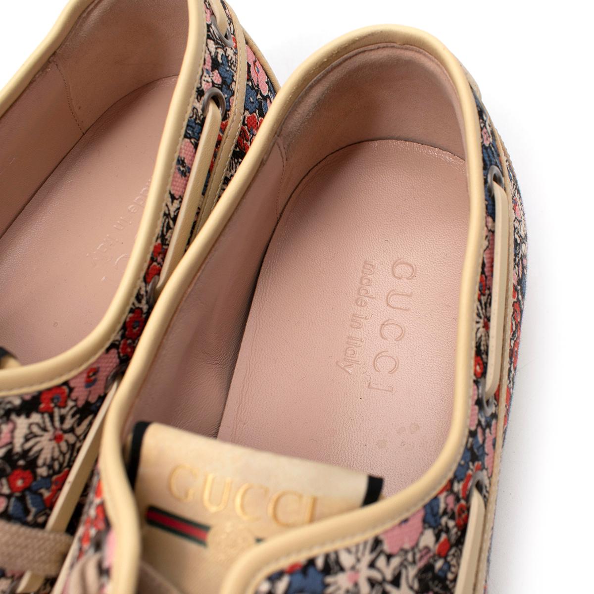 Scarpe Gucci Liberty floreali in vendita 1