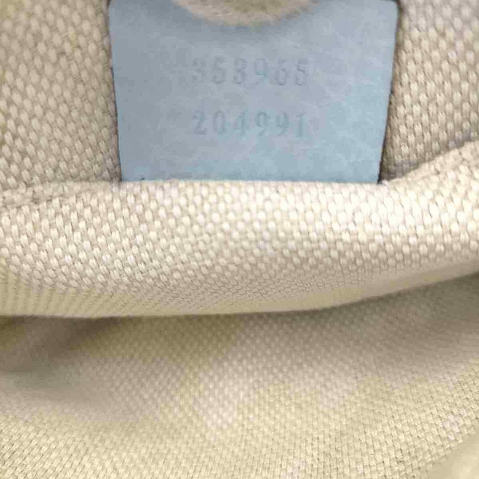 Gucci Light Blue Nubuck Leather Soho Disco Crossbody Chain Bag 860616 In Good Condition In Dix hills, NY