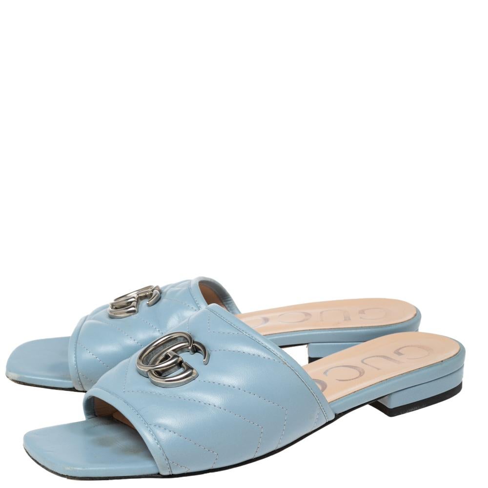 Gucci Light Blue Quilted Leather Jolie Logo Slides Size 36 In Good Condition In Dubai, Al Qouz 2