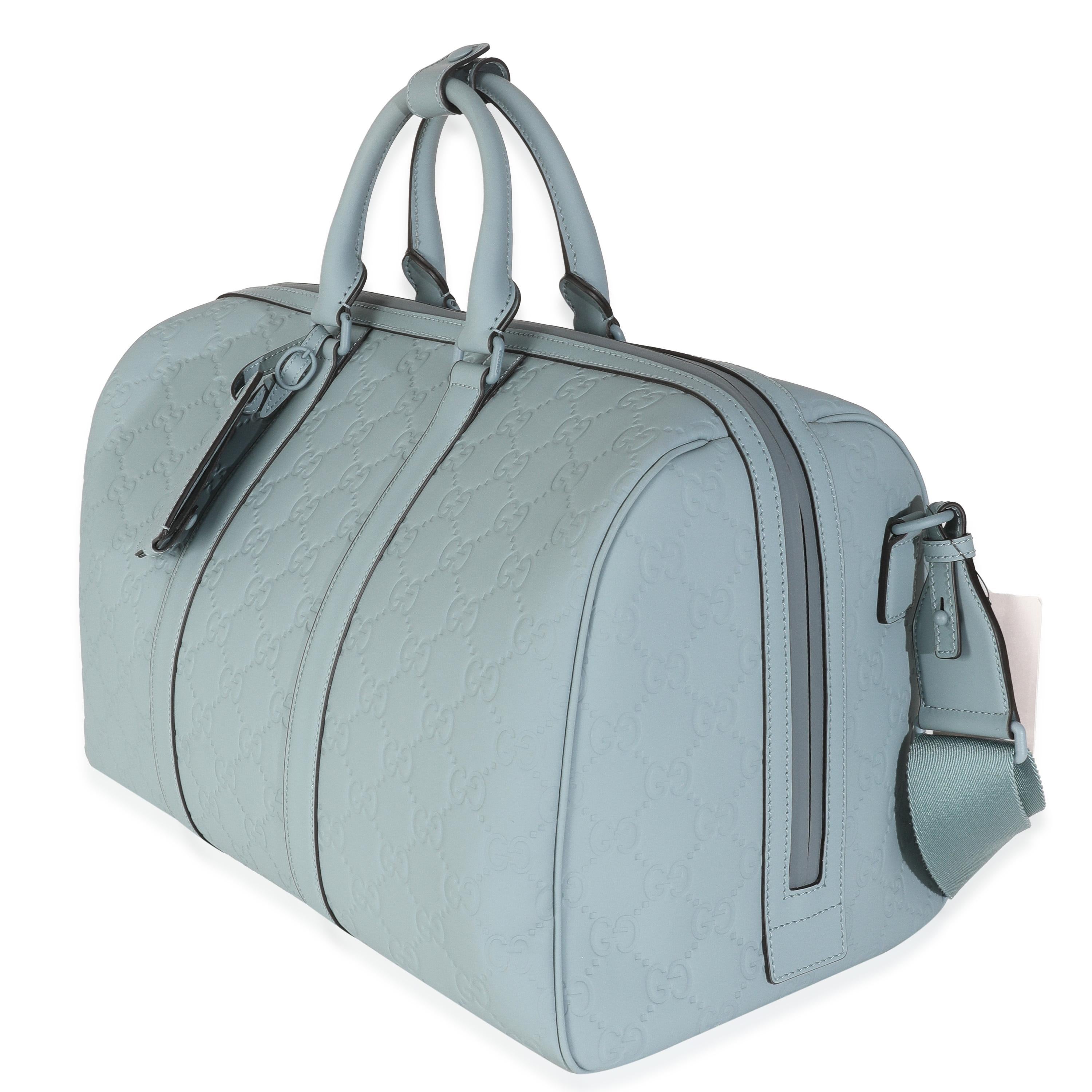 Gucci Light Blue Rubber Effect GG Embossed Large Duffle Bag Excellent état - En vente à New York, NY