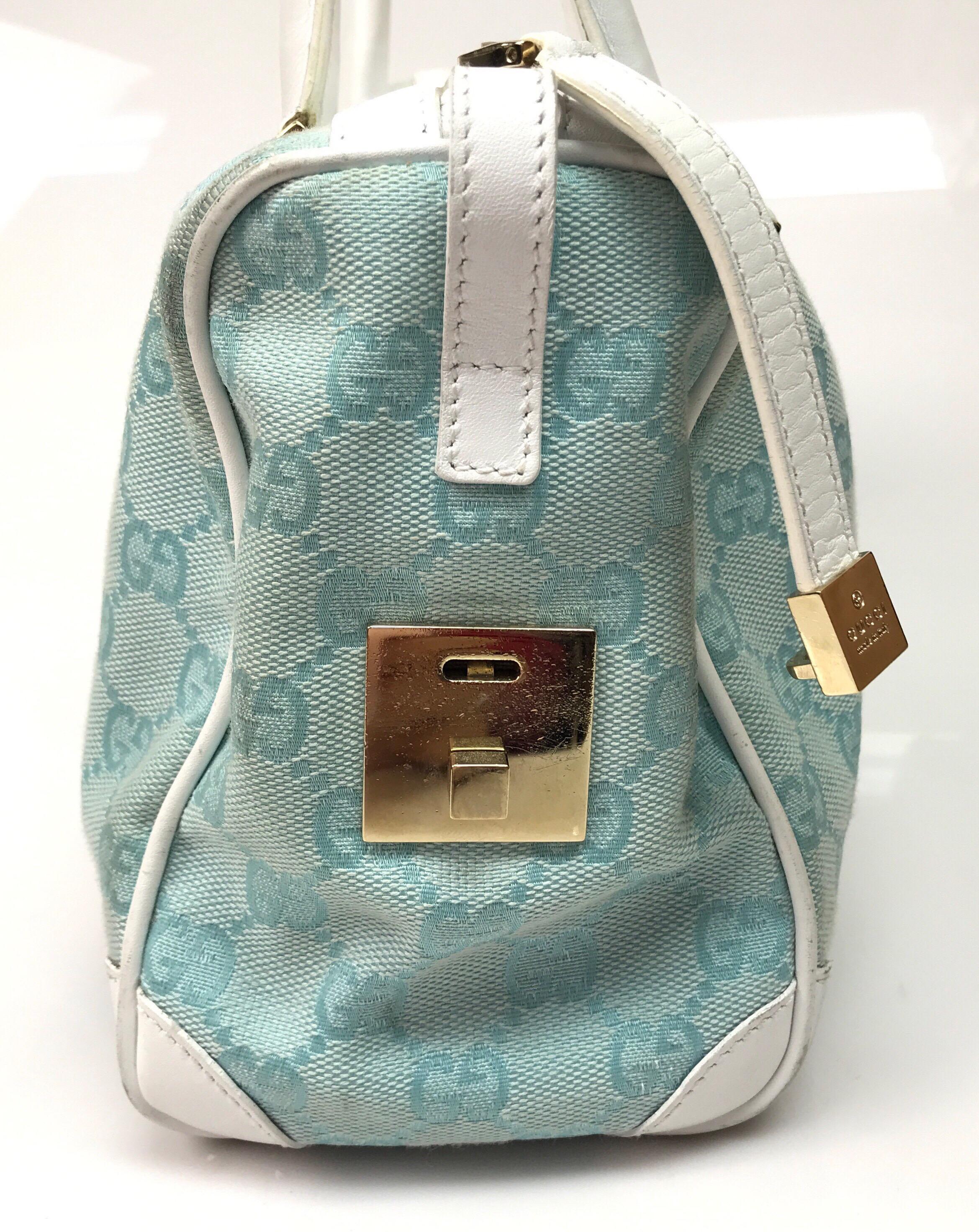 gucci blue and white bag