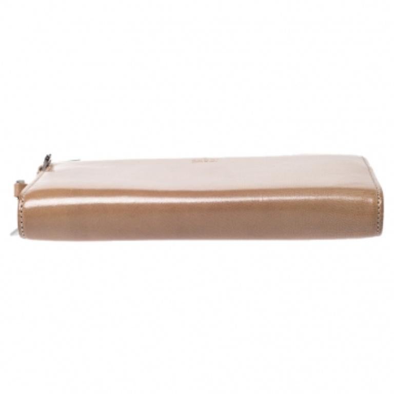 Gucci Light Brown Leather Wristlet Wallet en vente 1