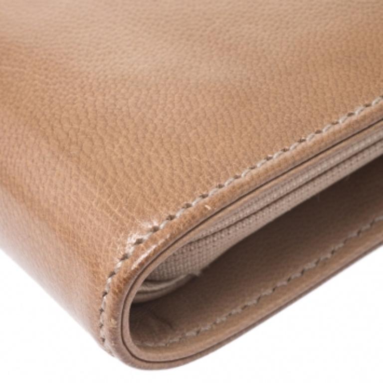 Gucci Light Brown Leather Wristlet Wallet en vente 3