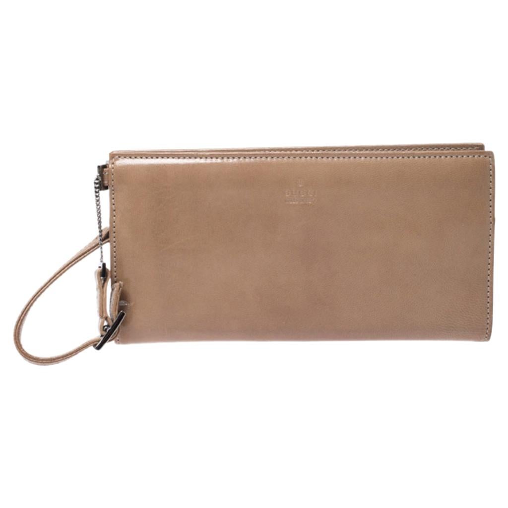 Gucci Light Brown Leather Wristlet Wallet For Sale