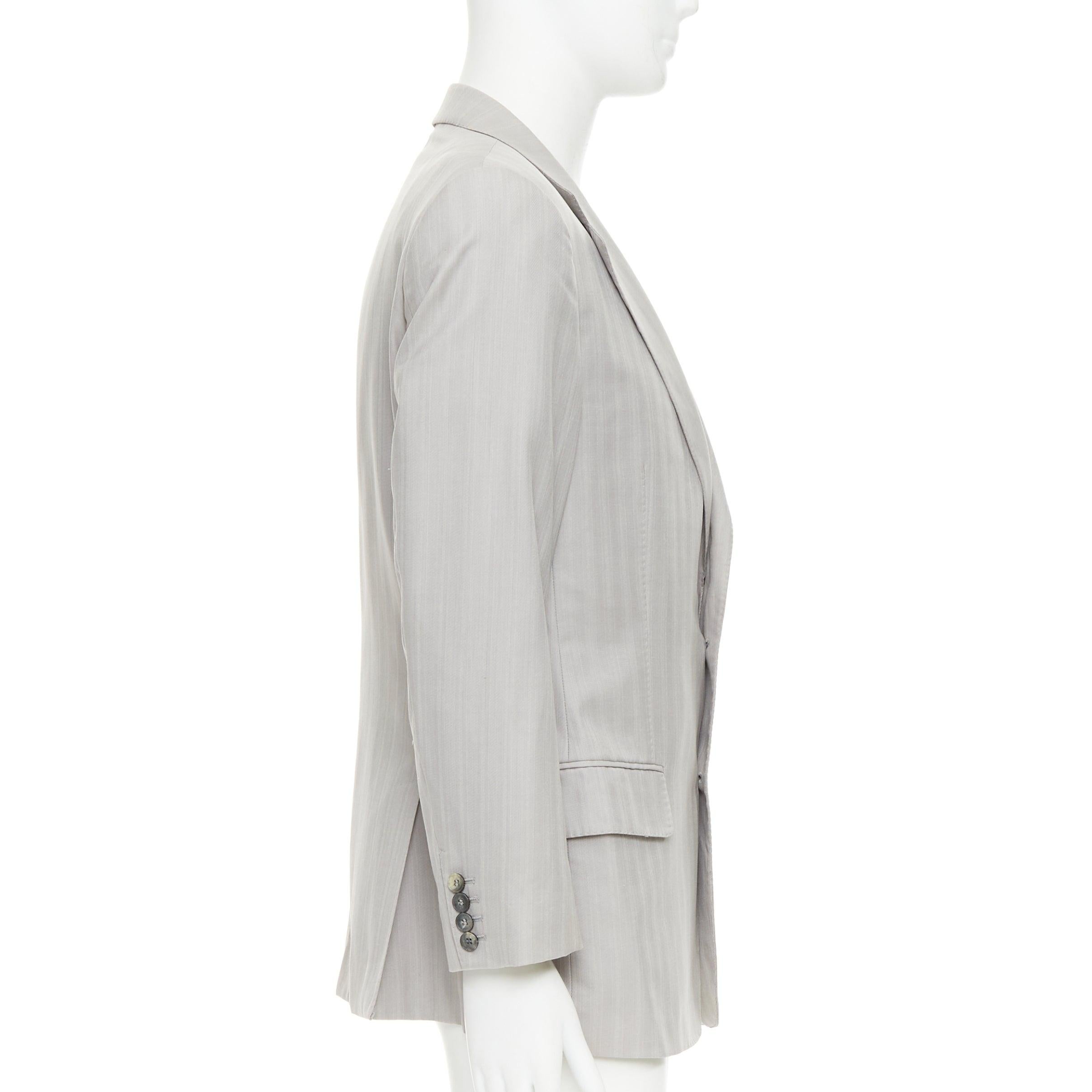 Gucci blazer monopetto grigio chiaro a spina di pesce con dettagli cuciti a mano IT52 XL In condizioni discrete in vendita a Hong Kong, NT