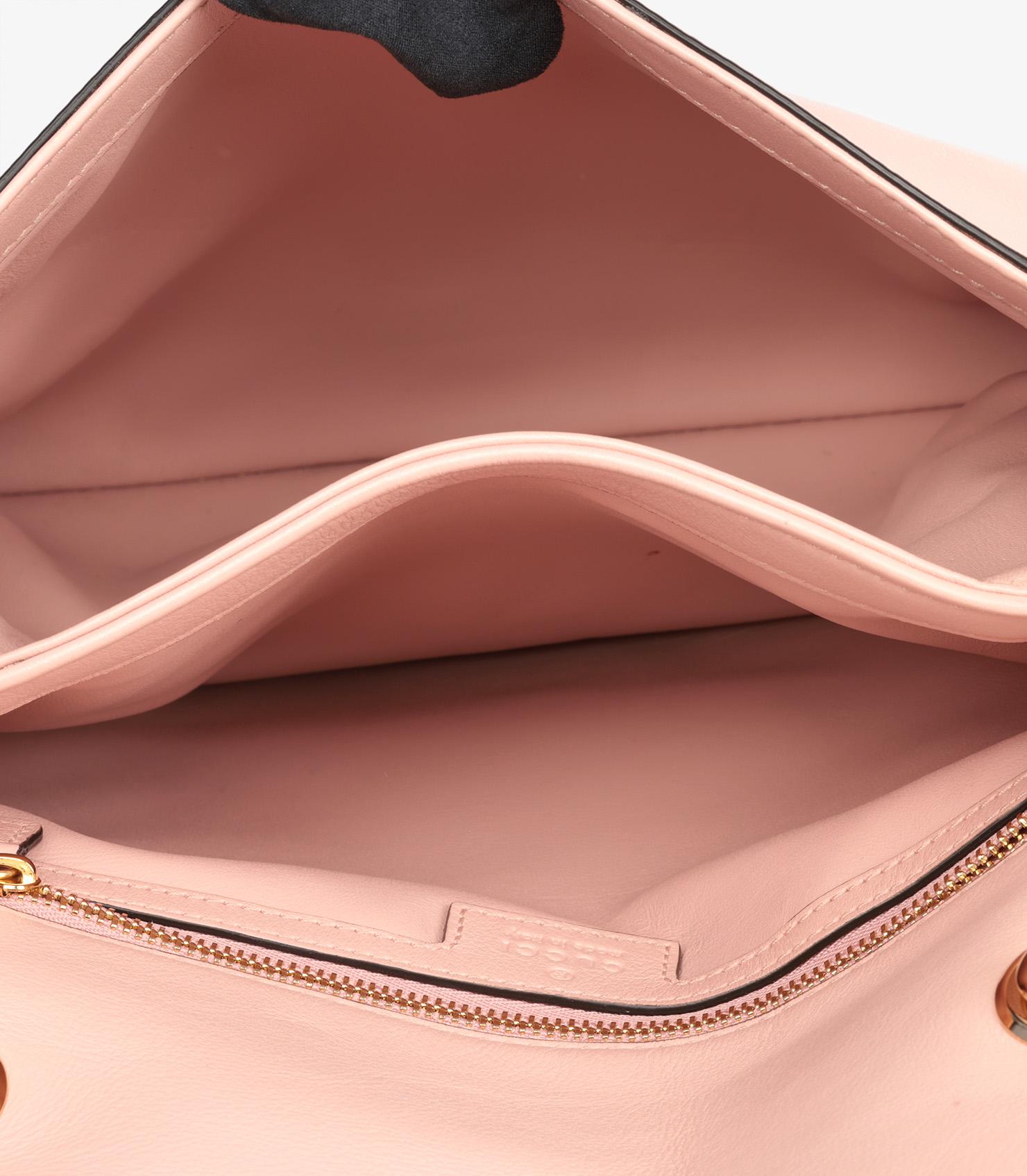 Gucci - Sac à bandoulière Blondie moyen en cuir de veau rose pâle 4