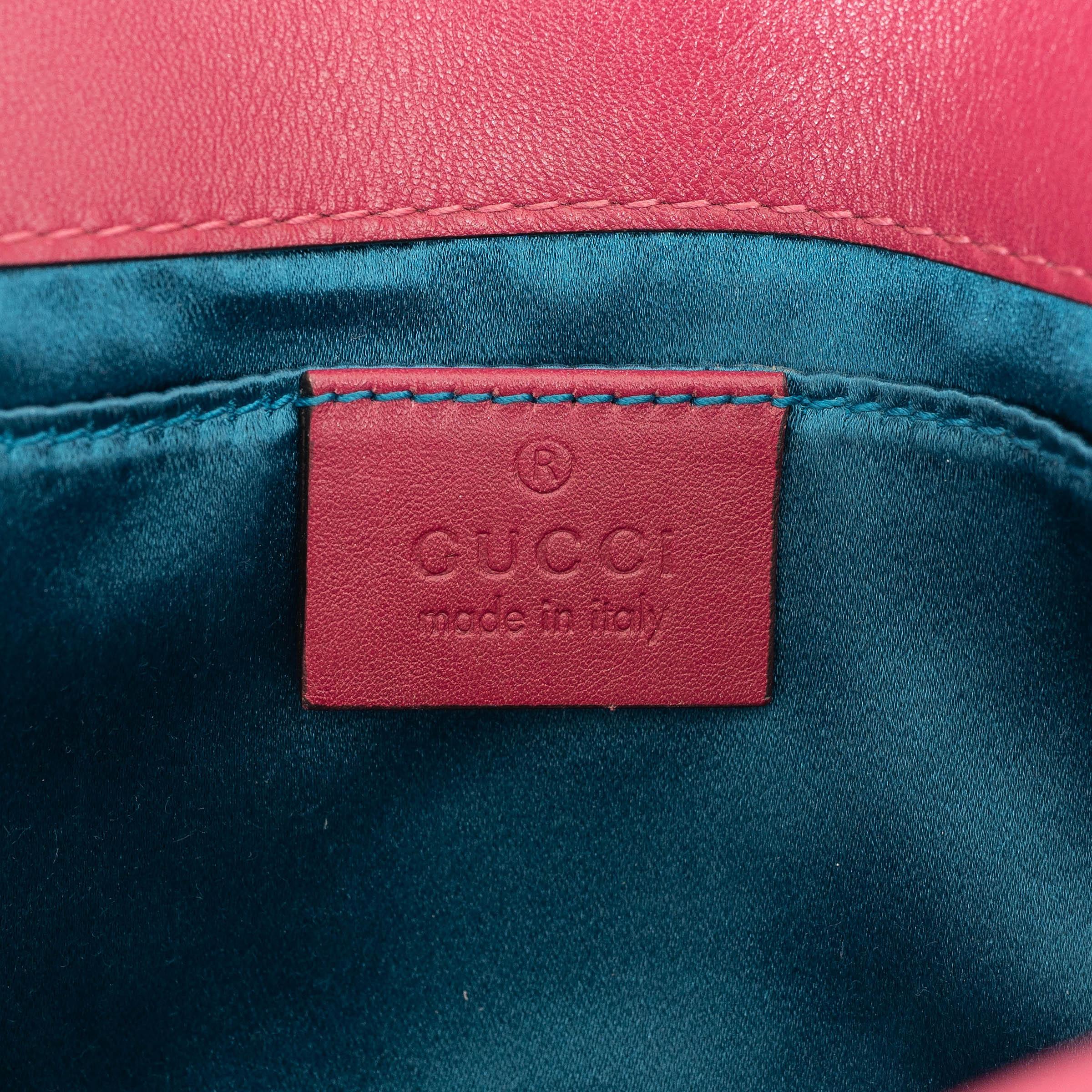 GUCCI Rosa frambuesa claro GG MARMONT SMALL VELVET Bolso de hombro en venta 3