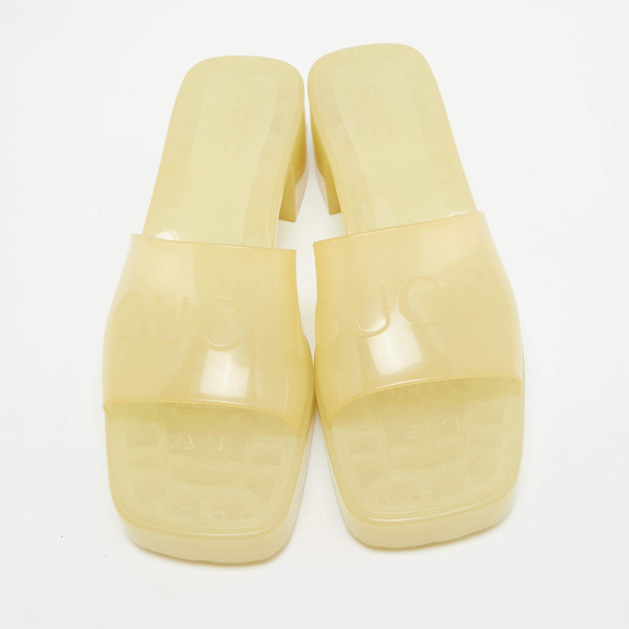 Beige Gucci Light Yellow Rubber Logo Embossed Slide Sandals Size 37 For Sale