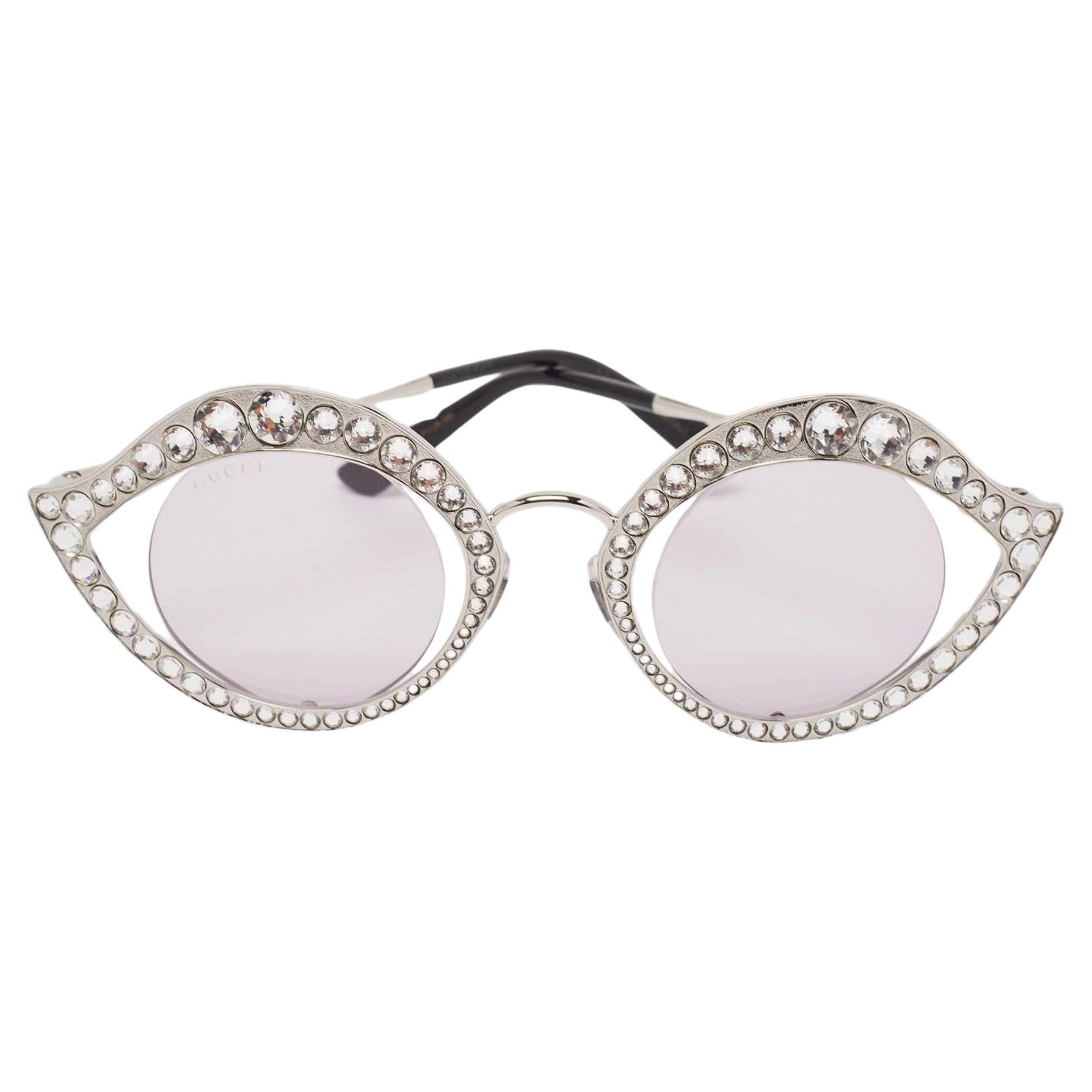 Gucci Flieder/Silber GG0046S Kristalle Augen Runde Sonnenbrille im Angebot