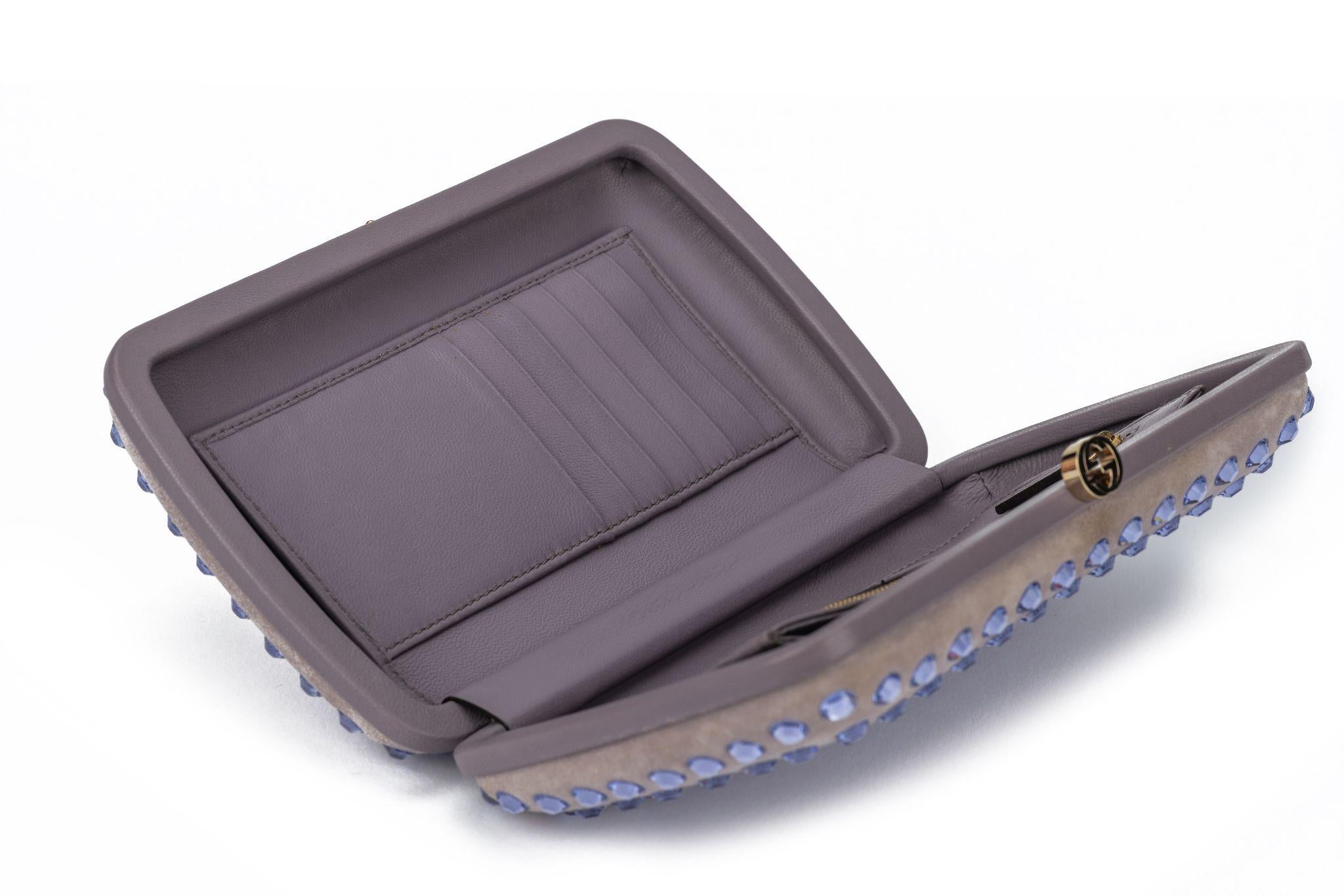Gucci Lilac Suede Bejeweled Evening Bag In New Condition For Sale In West Hollywood, CA