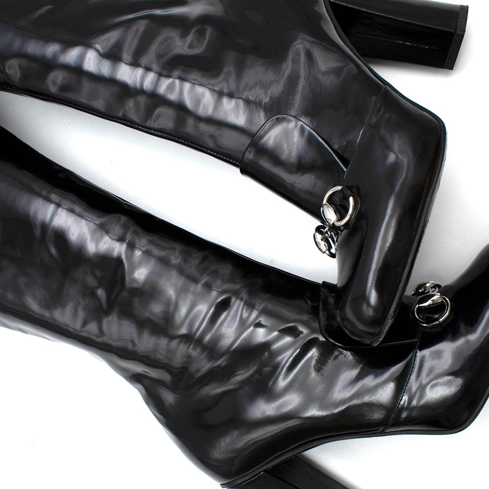 Women's or Men's Gucci Lillian Horsebit Black Patent Heeled Boots 39.5 For Sale