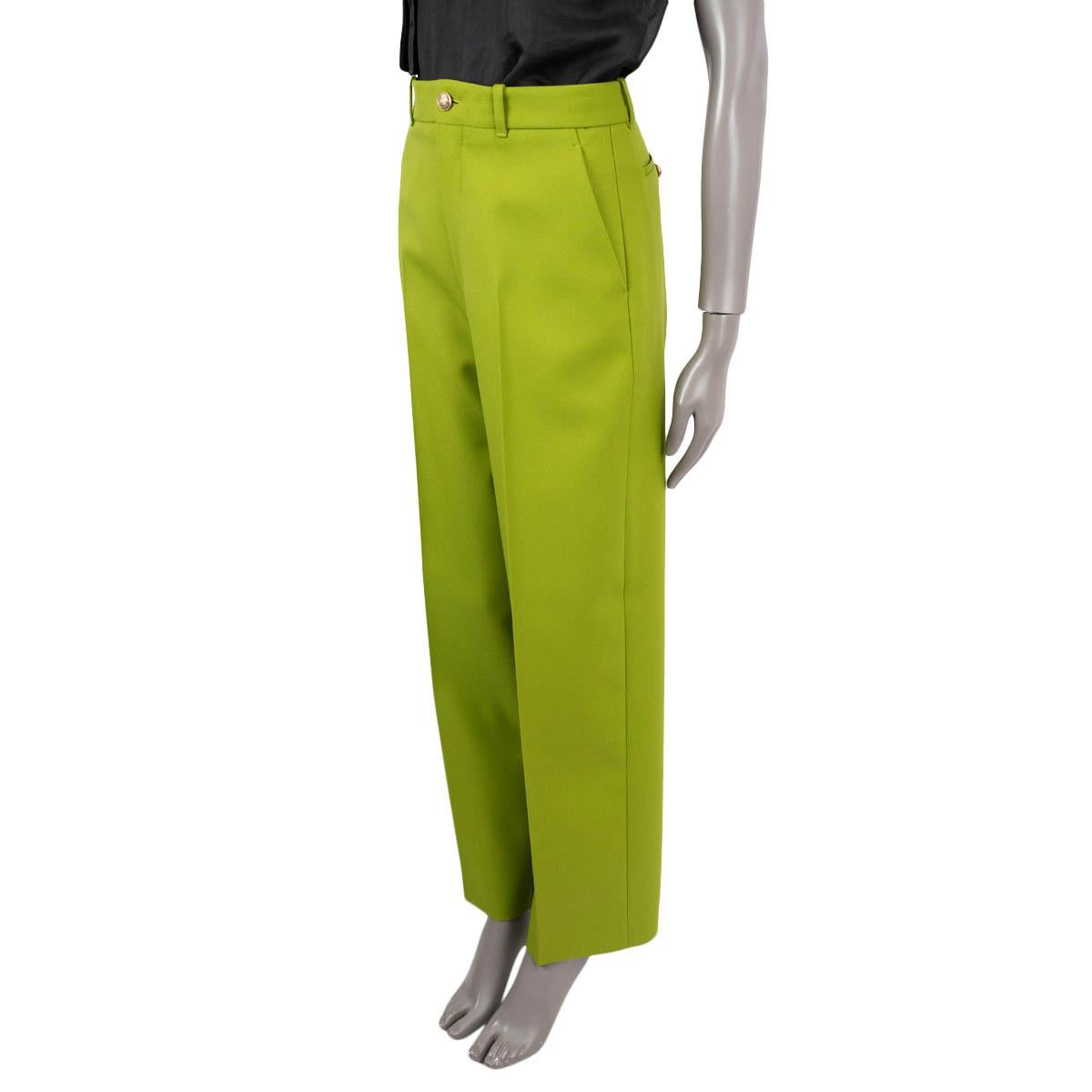 100% authentic Gucci Drill fluide pants in lime green polyester (100%). Feature front creases, two side pockets and two button back pockets. Closed with a gold-tone button and concealed zipper on the front. Unlined. Has been worn and is in excellent