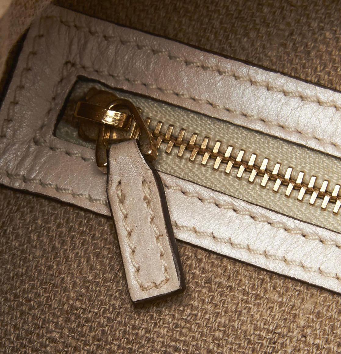 GUCCI Limited Edition Exotic Python Skin Embroidered Cream Hand Bag with Crest For Sale 5