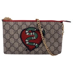 Gucci Limitierte Auflage GG Supreme Kingsnake Heart Pochette-Tasche