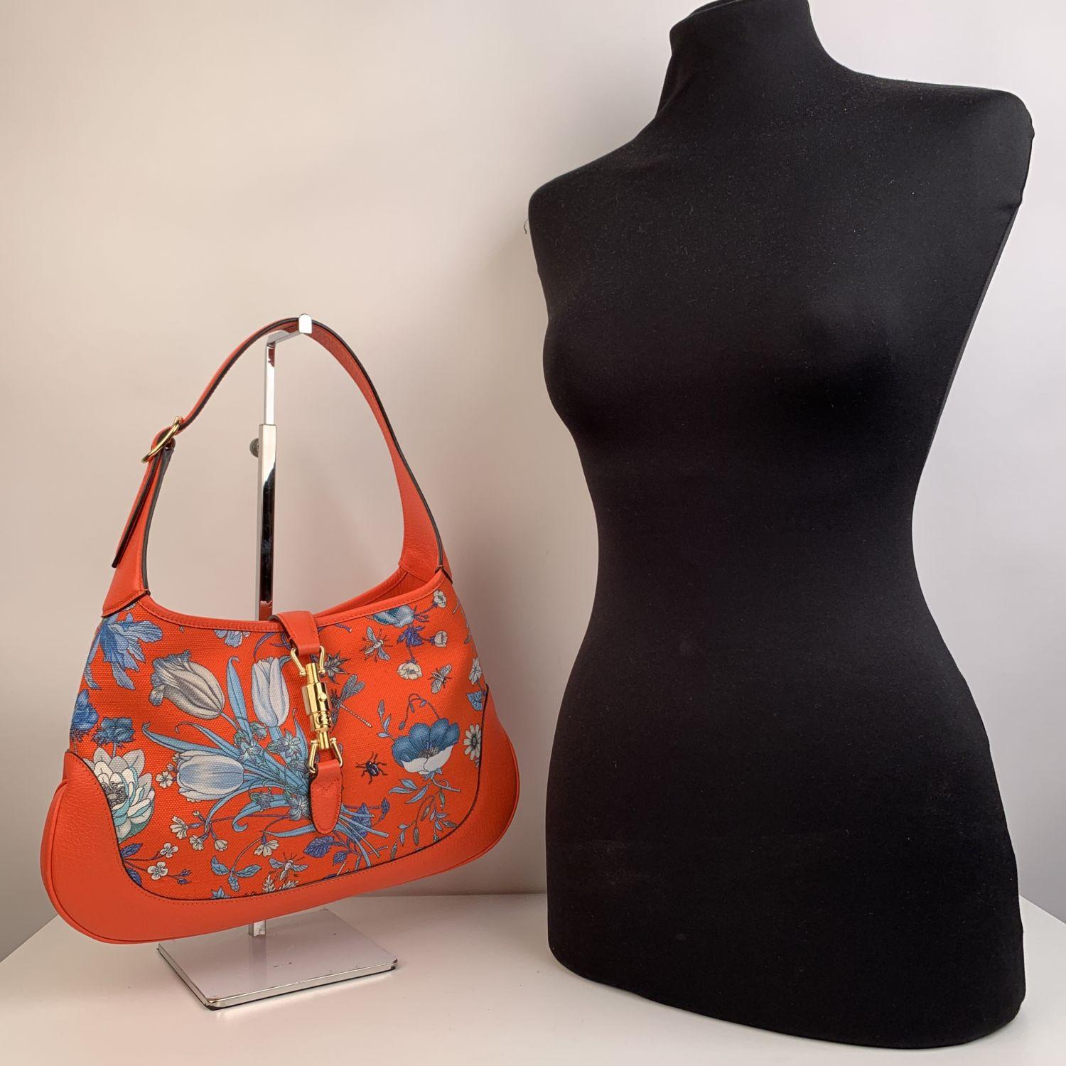 Stunning Limited Edition Gucci 'Flora' Medium Jackie Bag. This limited edition bag was designed and produced exclusively for Japan. The collection was released in April 2019, with only a limited number of bags and accessories.The bag is crafted in