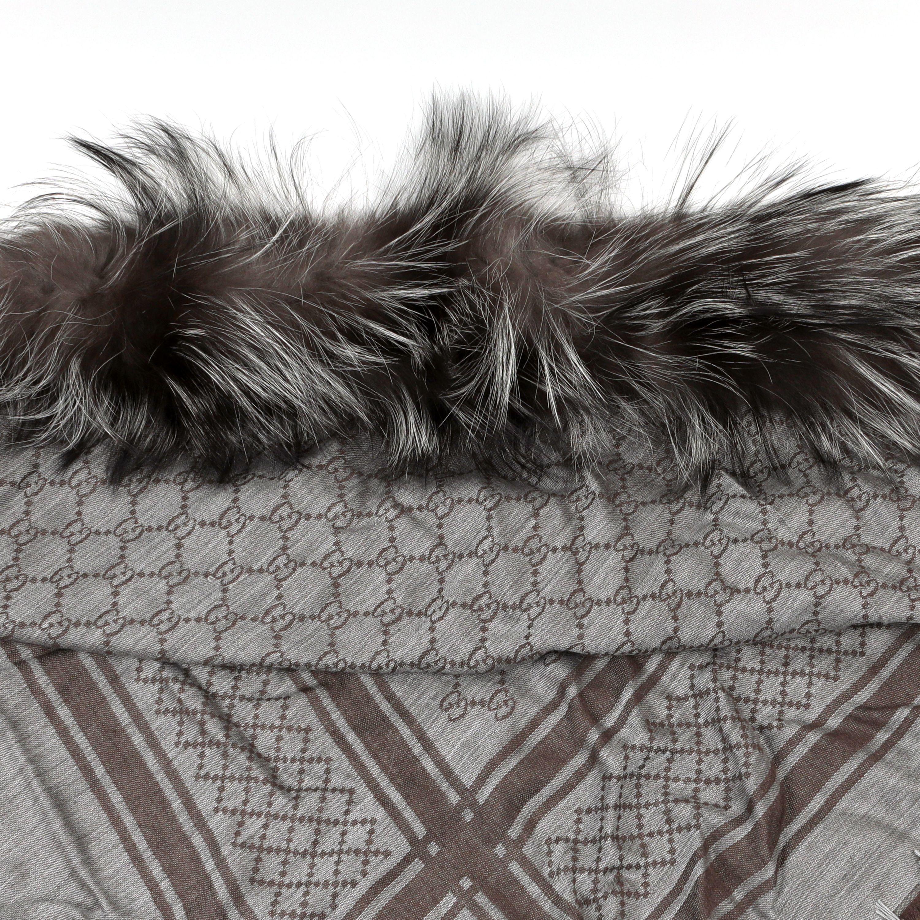 Gucci Limited Release Grey Fox Fur Trim Shawl Scarf  In New Condition For Sale In Palm Beach, FL