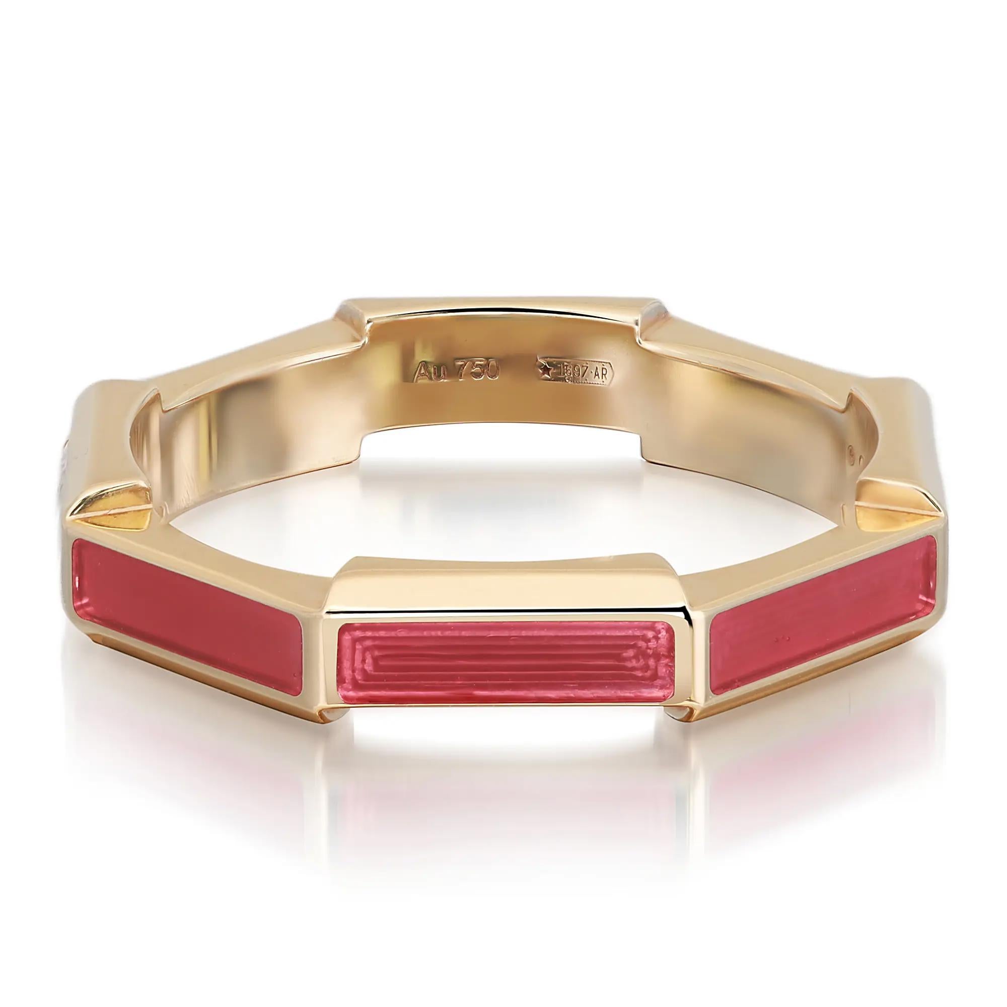 Modern Gucci Link To Love Diamond Enamel Ring 18K Yellow Gold Size 7.5 For Sale