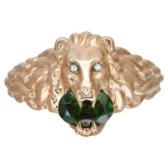 Gucci Anillo Cabeza de León Diamante Cromo Diópsido Oro Amarillo 18K Talla 7.25