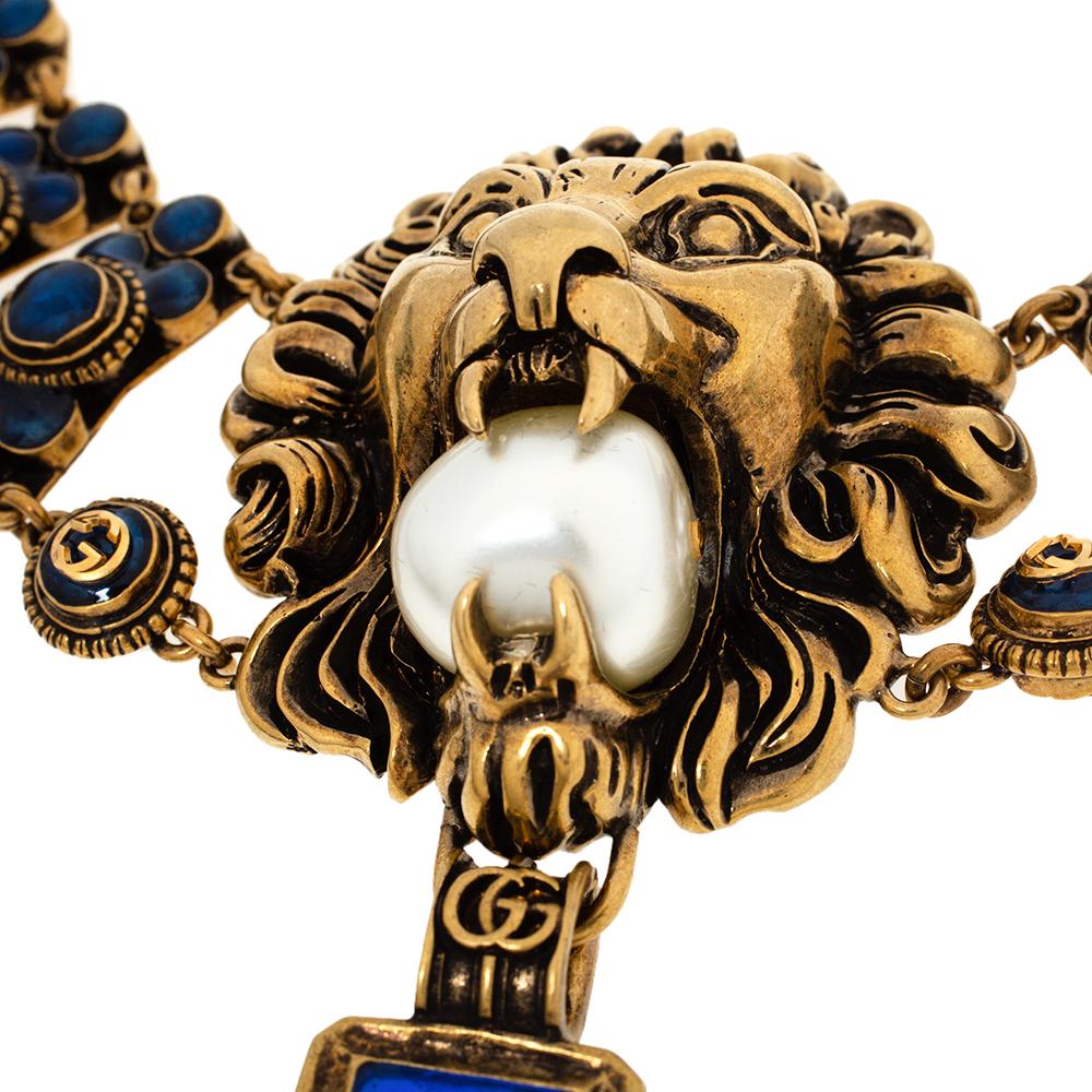 Contemporary Gucci Lion Head Faux Pearl Antique Gold Tone Chunky Necklace