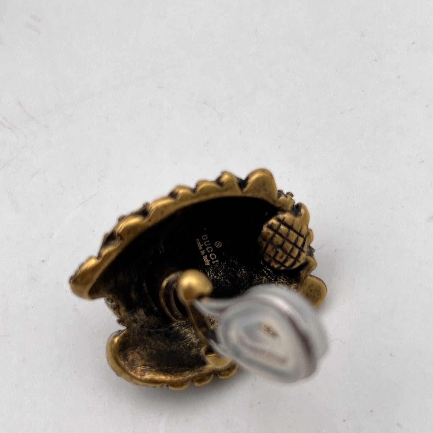 Gucci Lion Head Multicolor Crystals Asymmetric Cascade Earrings In Excellent Condition In Rome, Rome