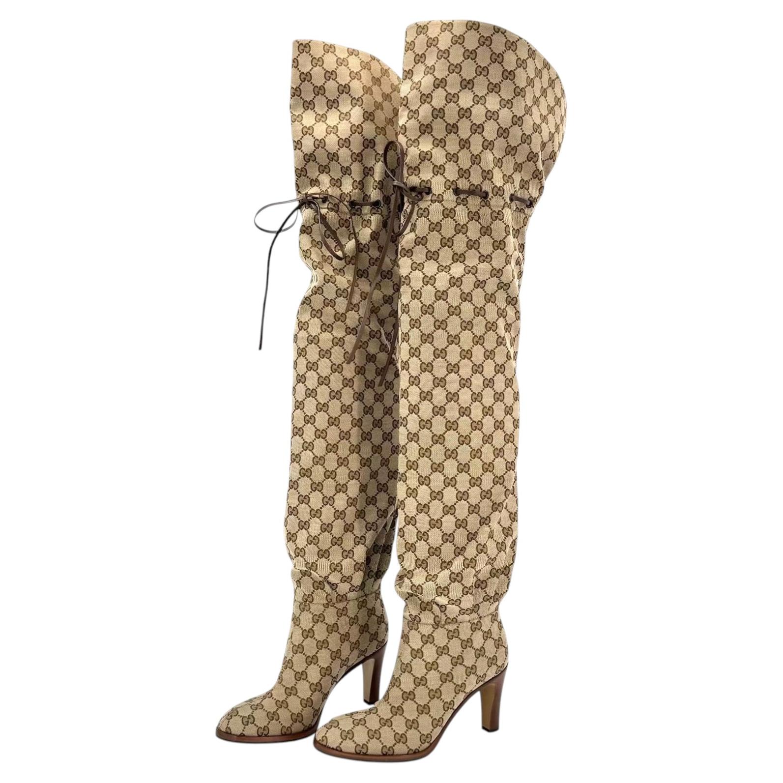 Gucci Lisa GG Monogram Slouch Thigh High Logo Pull On Boots 38.5 For Sale
