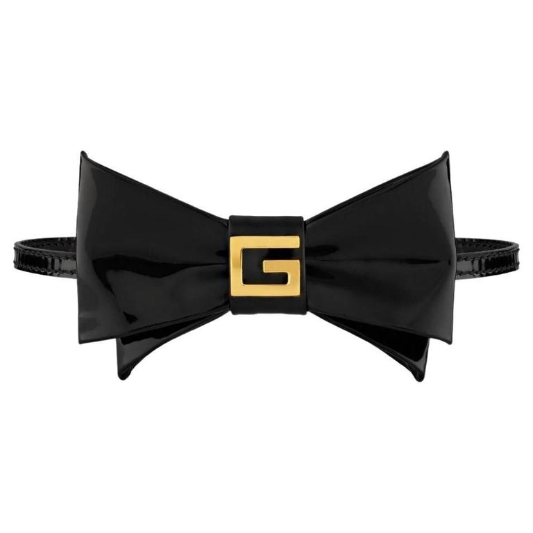 Gucci Logo Bow Tie Choker For Sale at 1stDibs