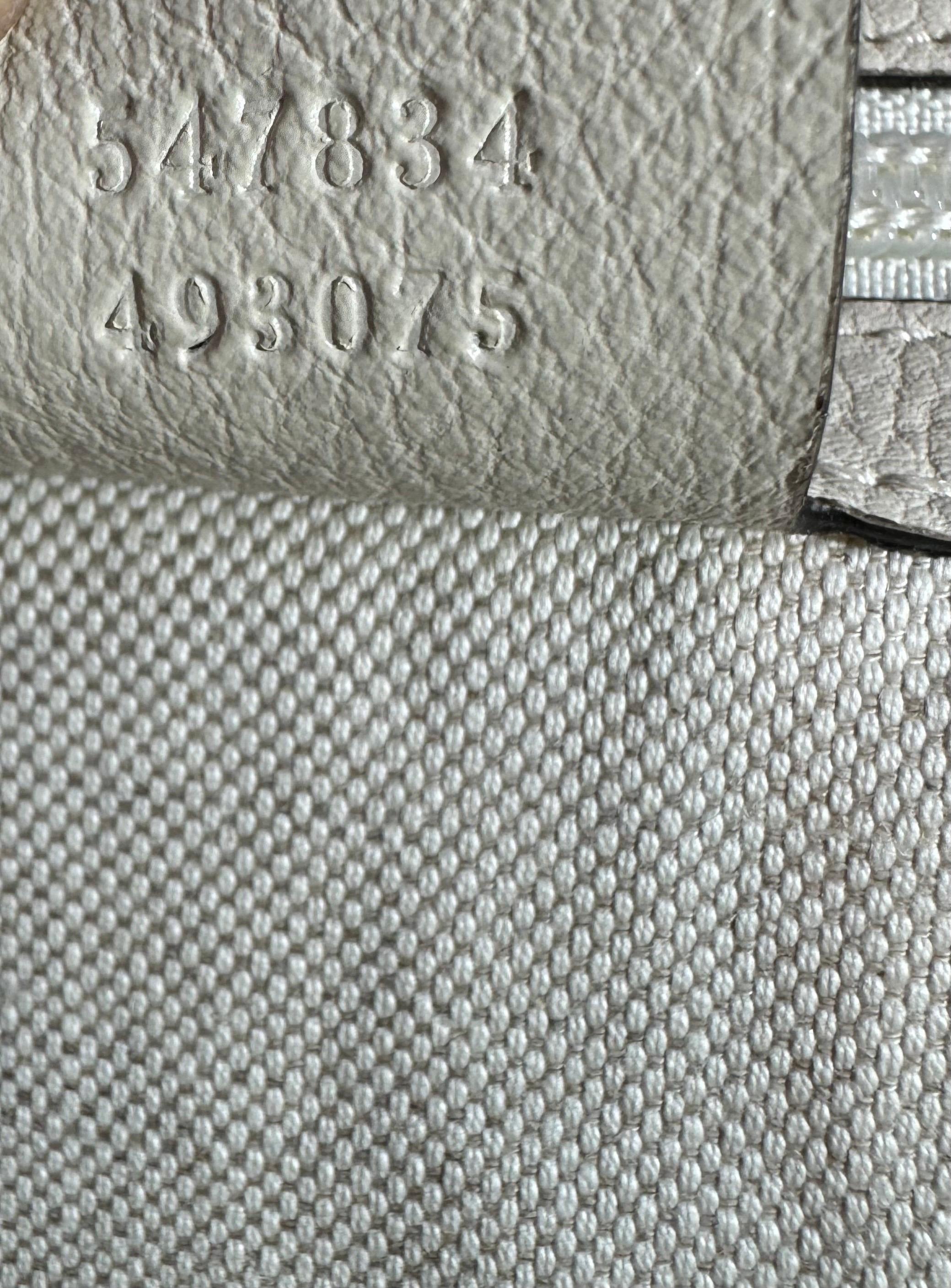 Gucci Logo Cripto imprimé cuir ivoire 100 % authentique avec sa boîte ! Sac à dos unisexe en vente 5